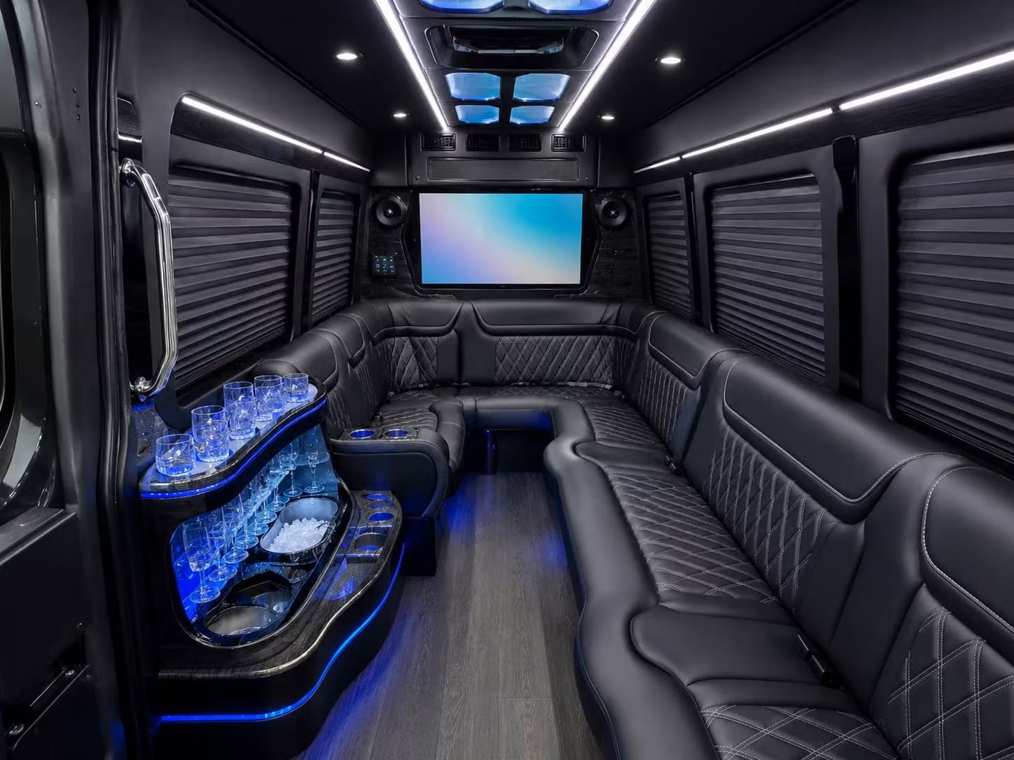 charterbusrentalgarland com is how garland families book prom transportation without the guesswork