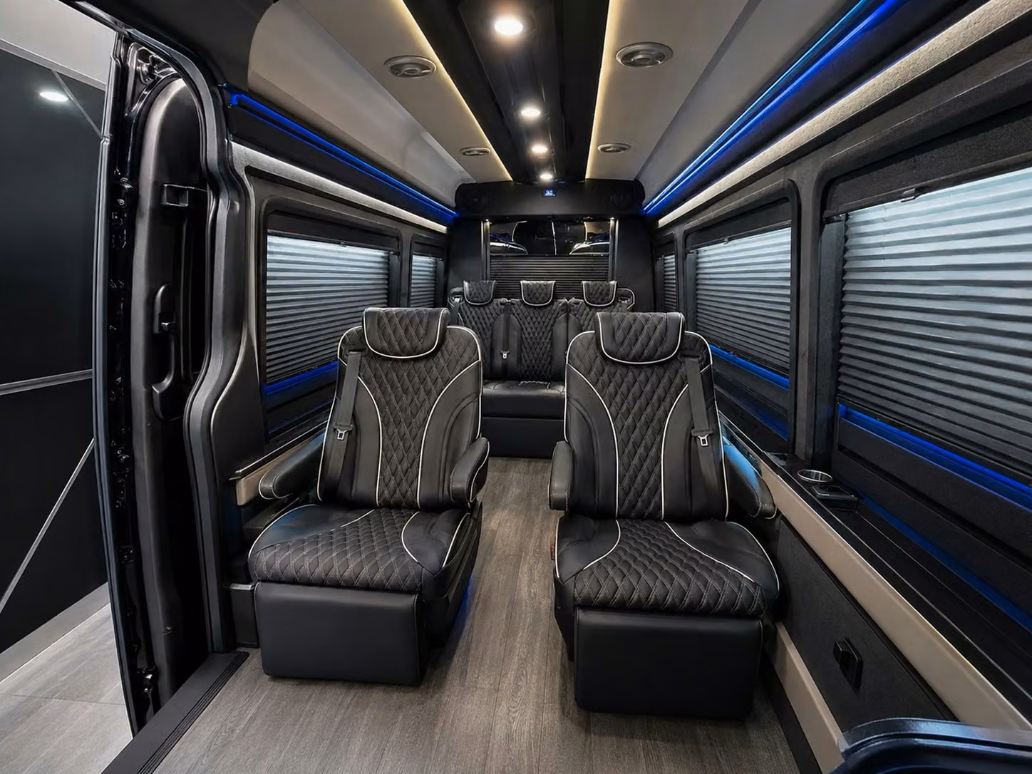 we help you compare group airport transfers across the entire dfw area